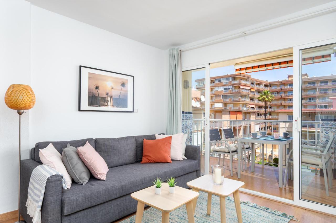 Beachfront Seaview Apartment In Los Boliches By Costarentals - Ref 141 Фуенхірола Екстер'єр фото