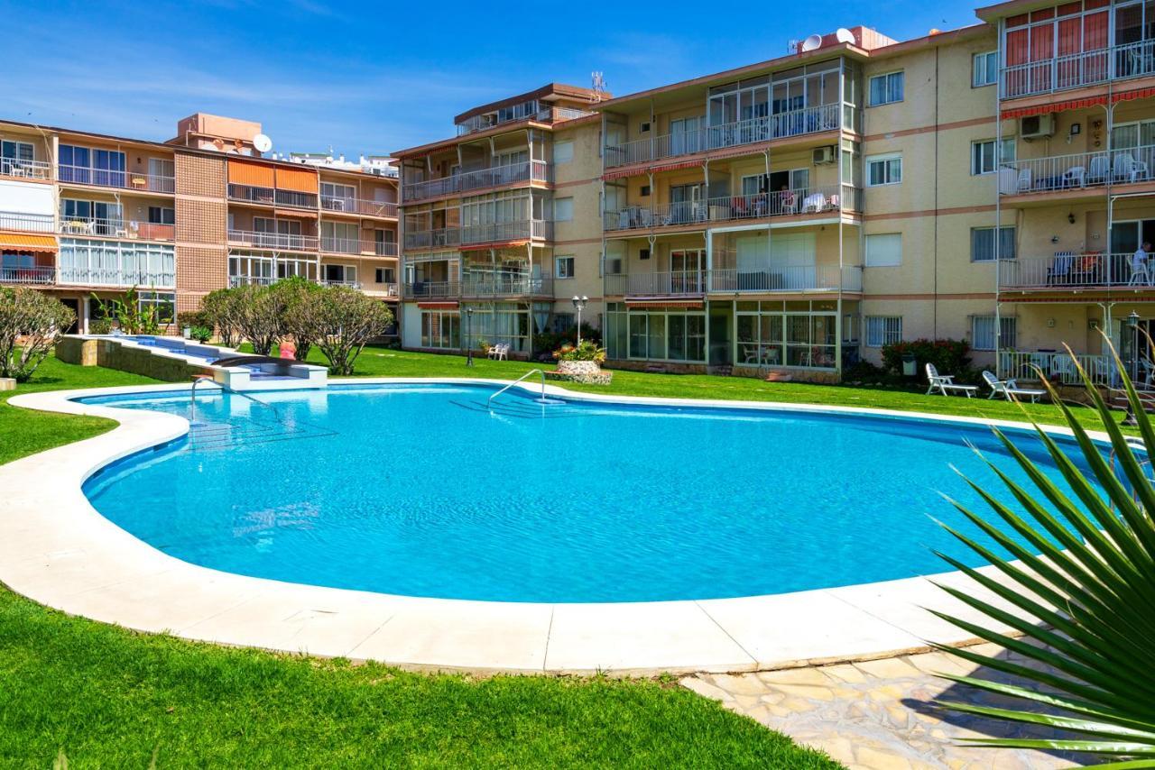 Beachfront Seaview Apartment In Los Boliches By Costarentals - Ref 141 Фуенхірола Екстер'єр фото