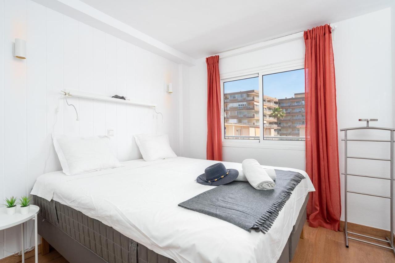 Beachfront Seaview Apartment In Los Boliches By Costarentals - Ref 141 Фуенхірола Екстер'єр фото