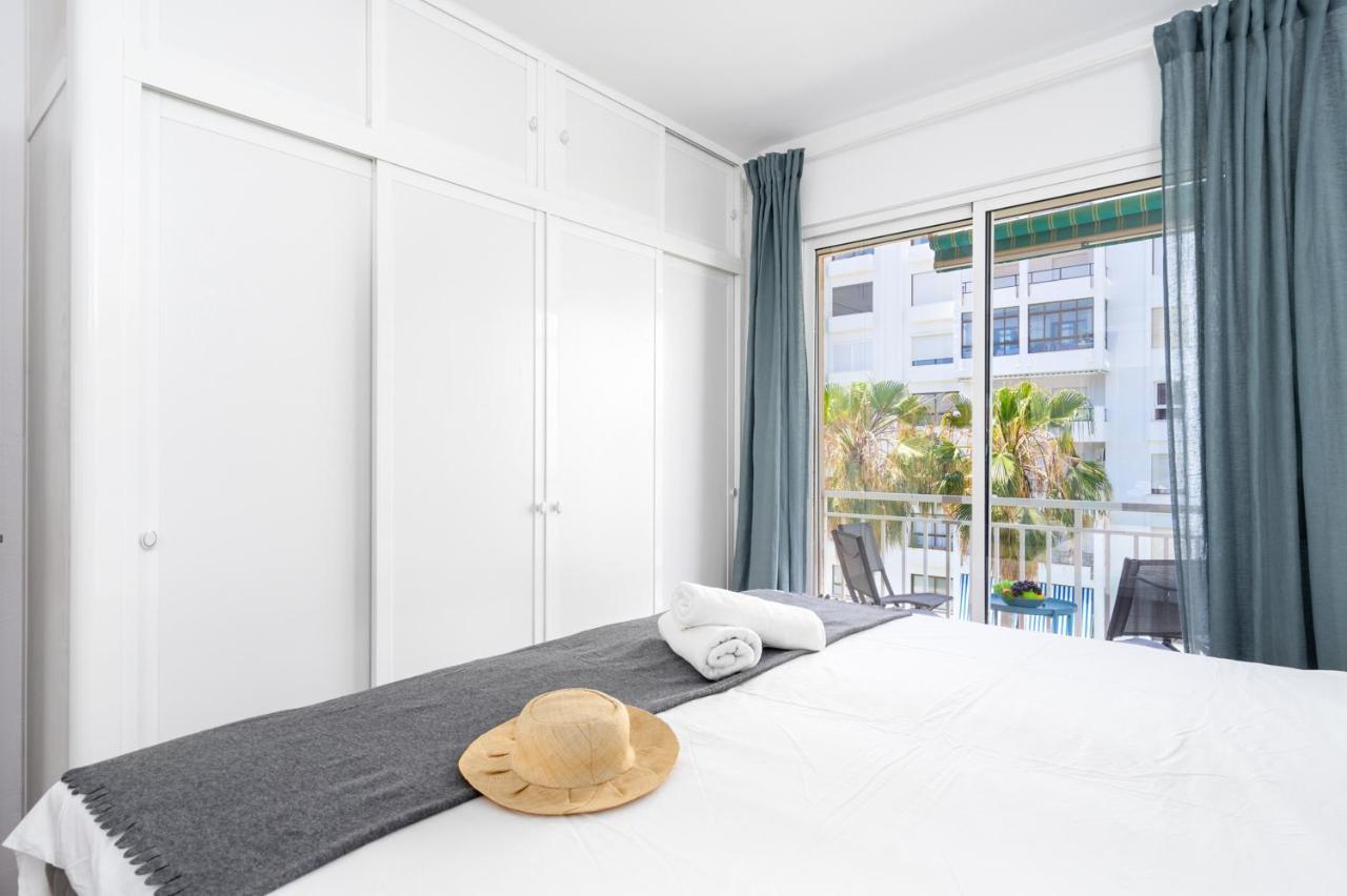 Beachfront Seaview Apartment In Los Boliches By Costarentals - Ref 141 Фуенхірола Екстер'єр фото